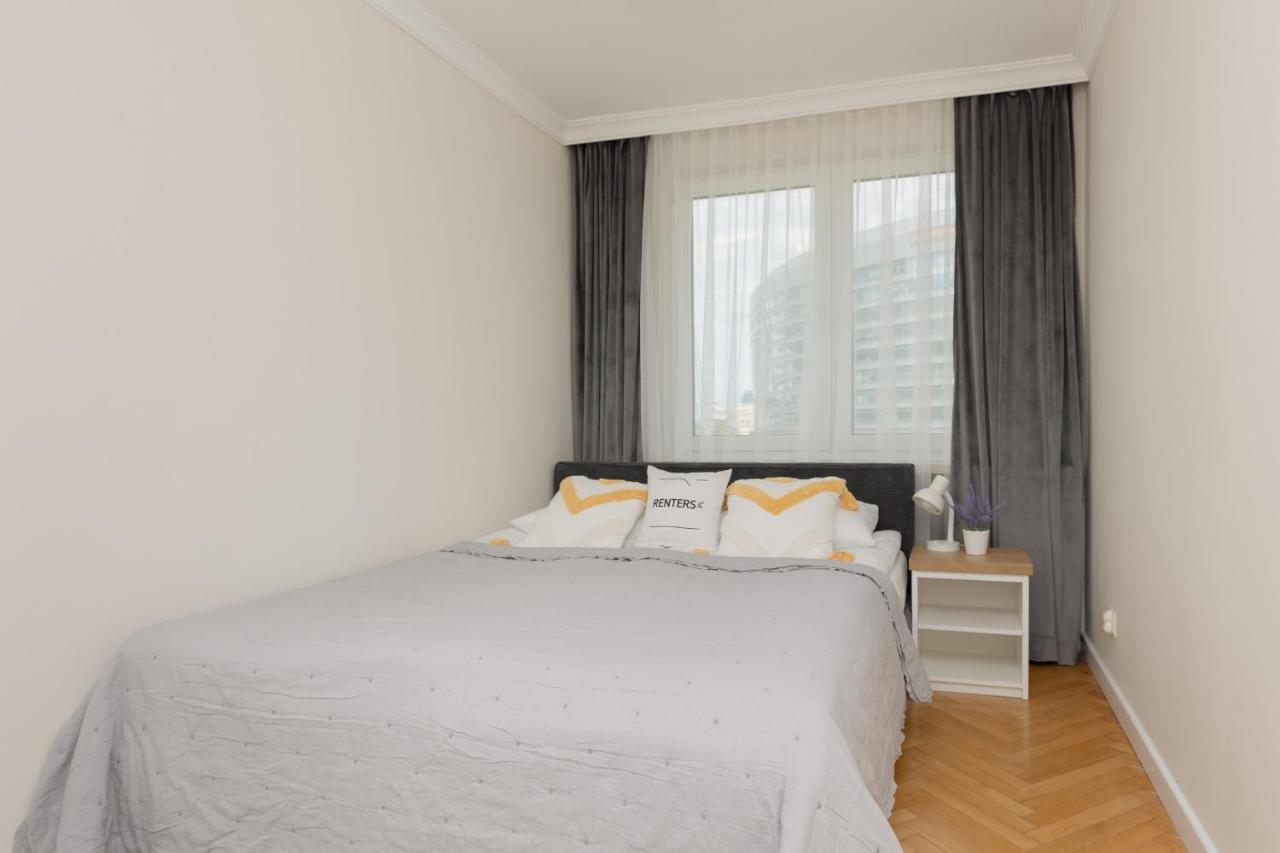 With View Of The Centre Zlota By Renters Warschau