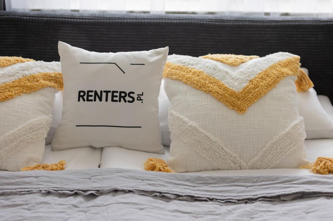 With View Of The Centre Zlota By Renters Apartment